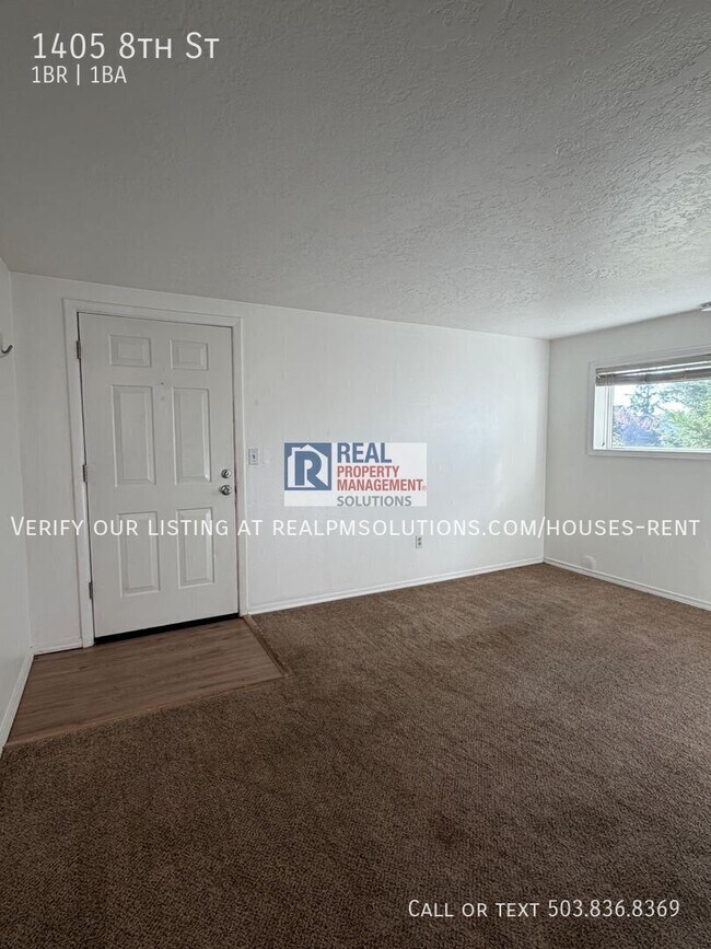 Building Photo - 1405 8th St