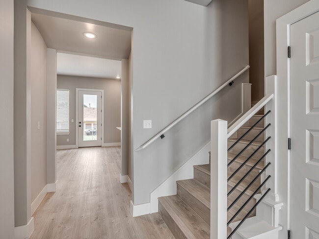 Building Photo - 11329 N Blackwelder Ave