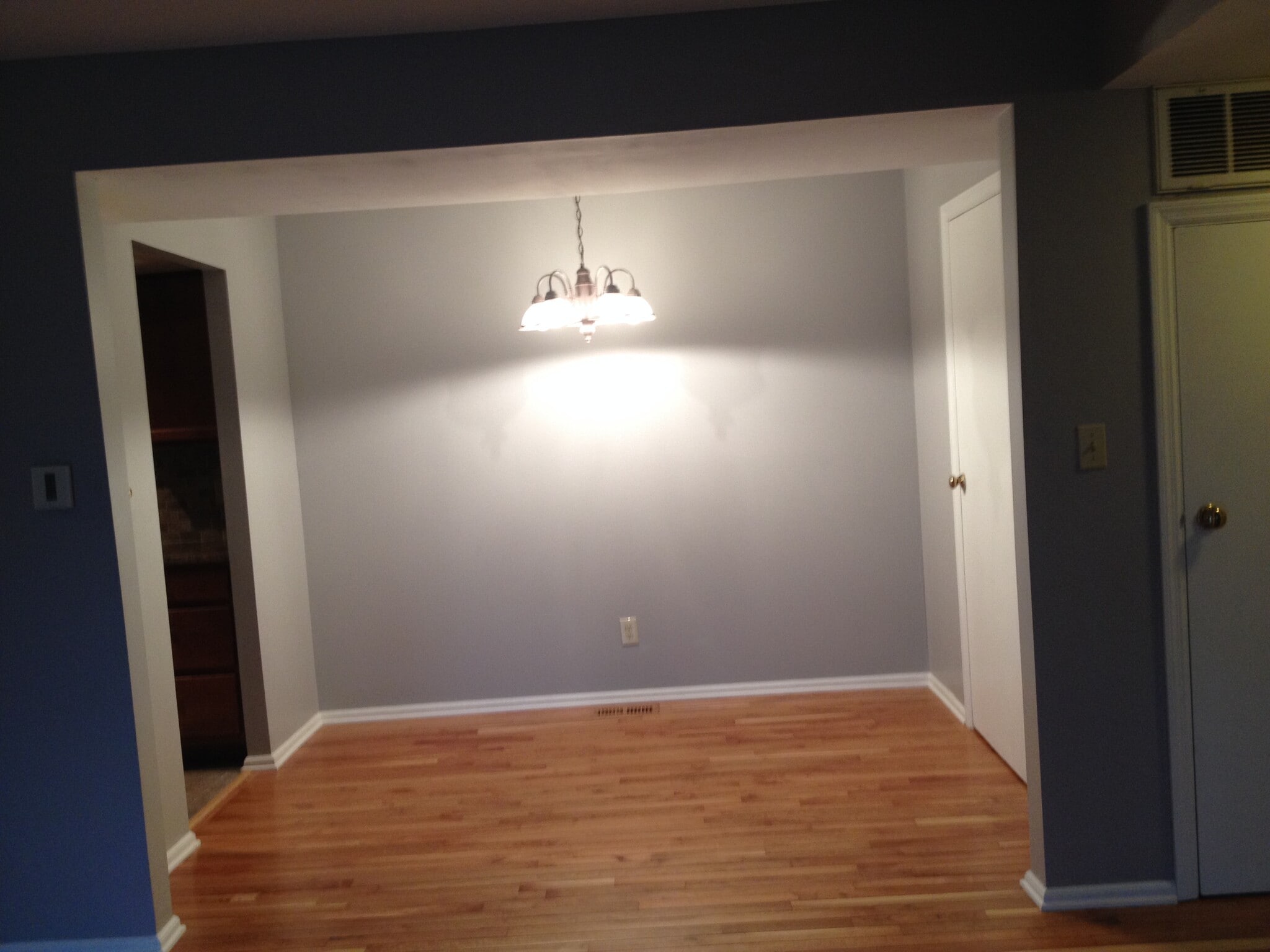 dining room - 991 Manor Ln
