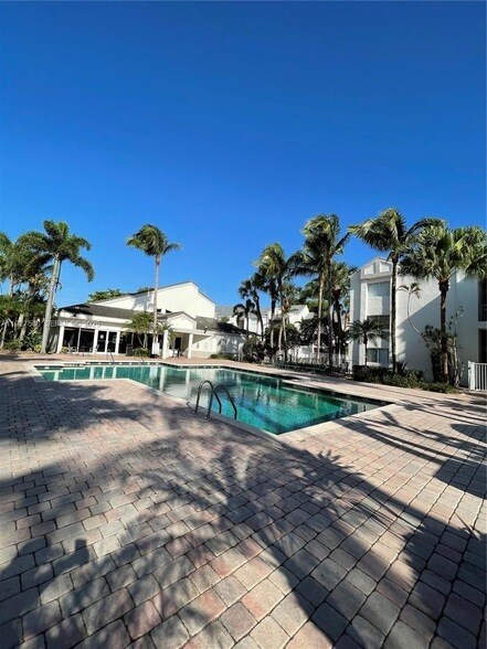 Building Photo - 5686 Rock Island Rd