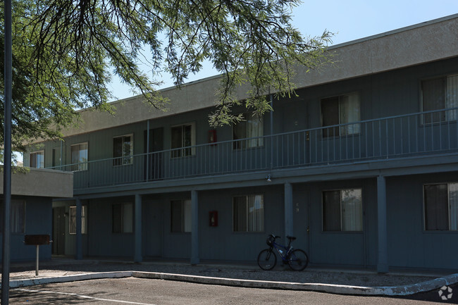 Building Photo - Executive Apartments