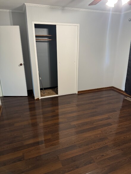 Building Photo - 437 Navajo St