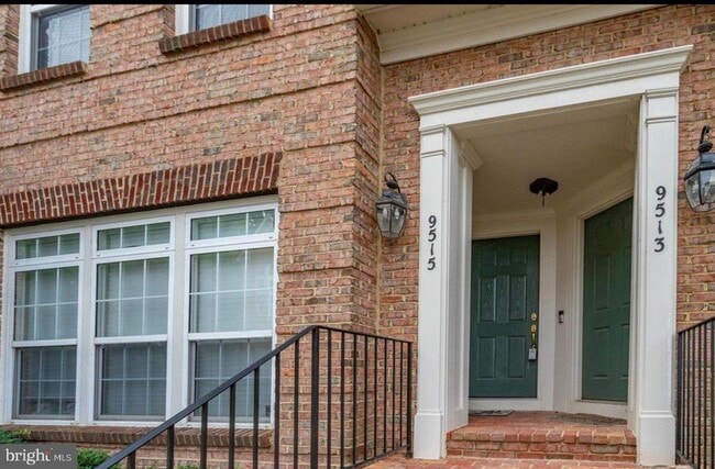 Building Photo - 9515 Walker Way