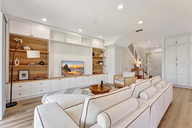Building Photo - 16216 Sea Turtle Pl