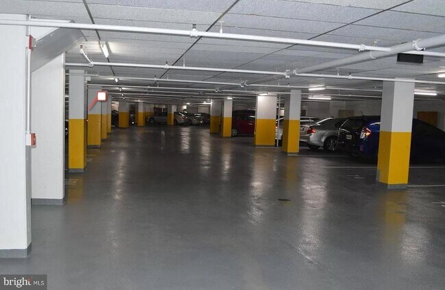 Building Photo - 3310 N Leisure World Blvd