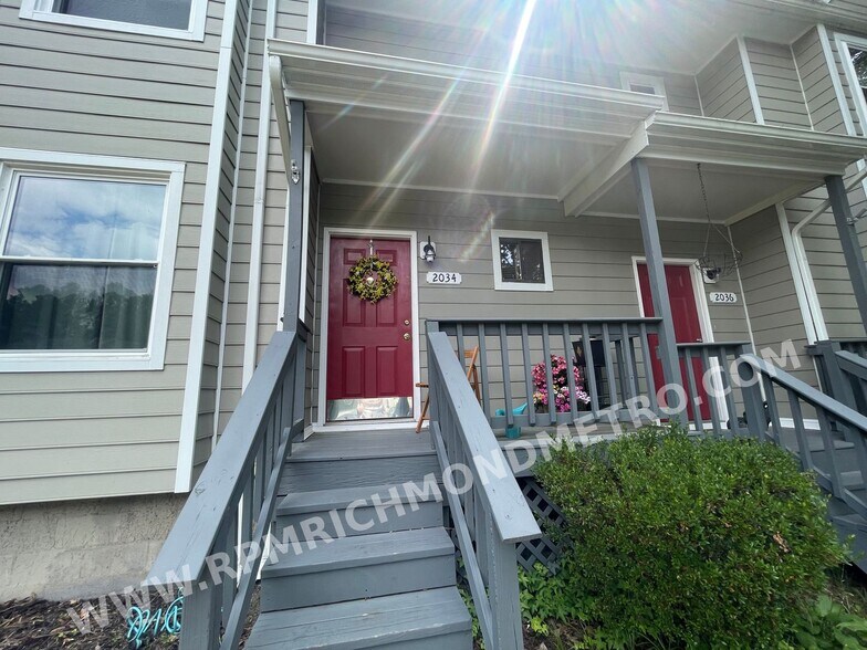Primary Photo - 2034 Airy Cir