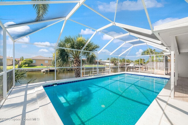 Building Photo - 443 Port Royal Blvd