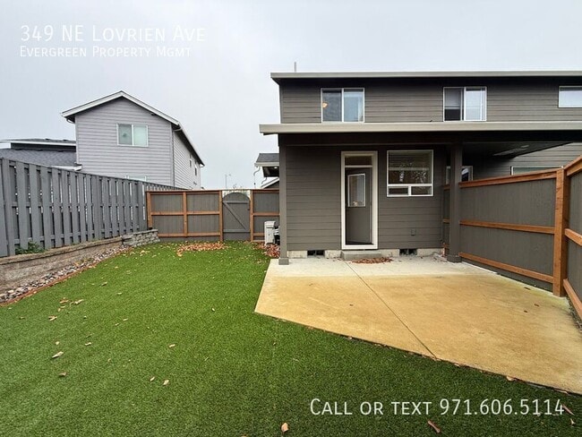 Building Photo - 349 NE Lovrien Ave