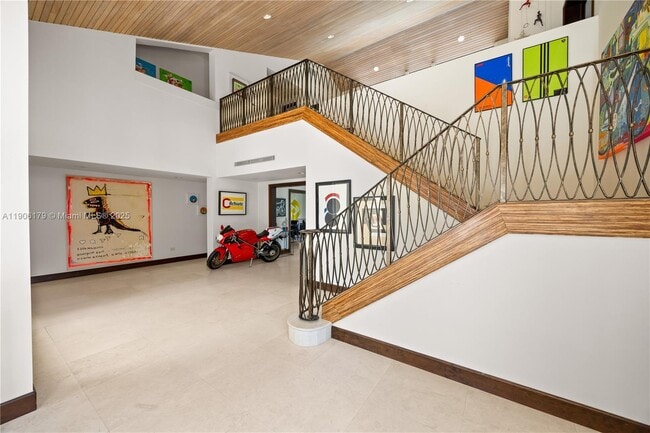 Building Photo - 7141 E Lago Dr