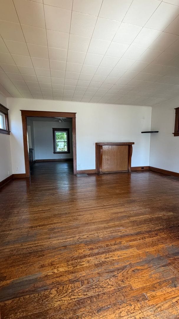 Building Photo - ***NEW ON THE MARKET....3 bed house Pets Welcome!!***