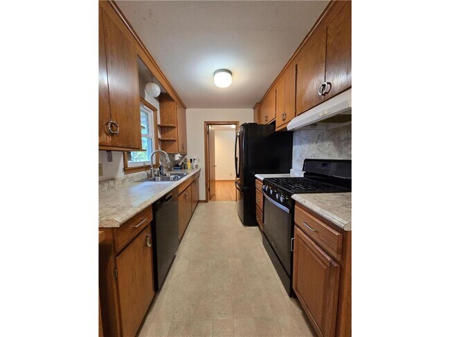 Building Photo - 3209 Welcome Ave N