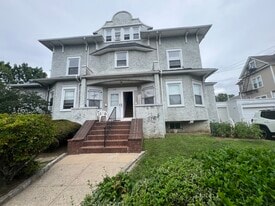 Building Photo - 105 Urban St