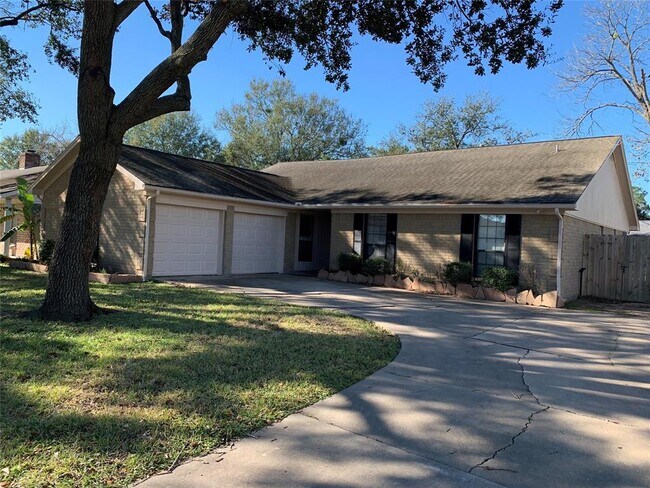 Building Photo - 434 Gentilly Dr