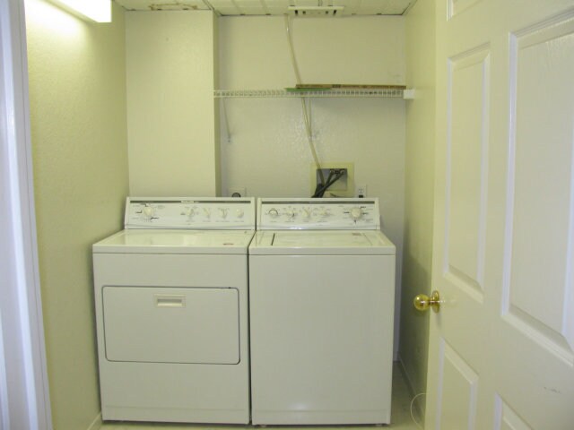 Building Photo - 951 S 12th St