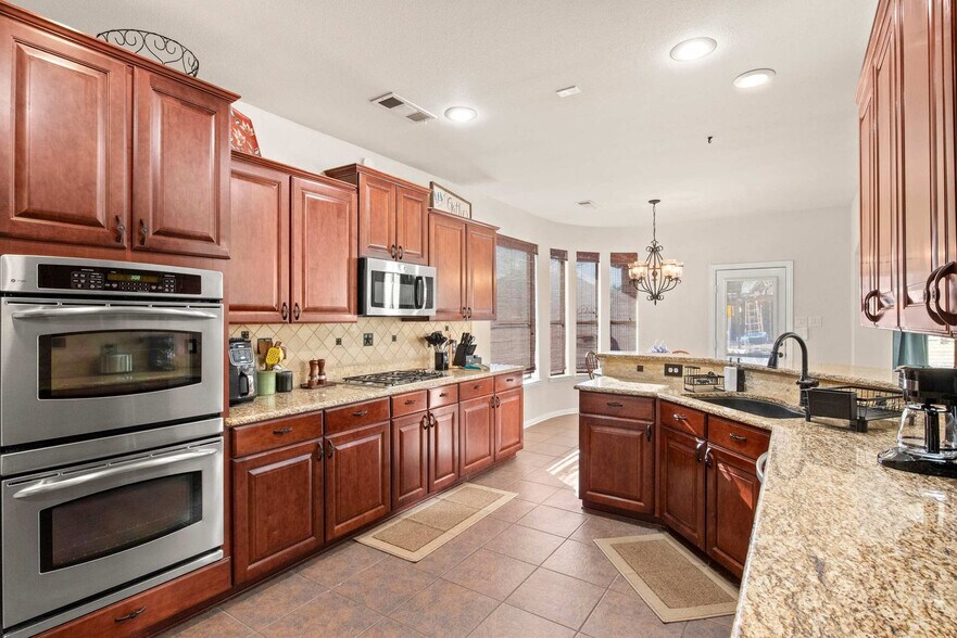 Building Photo - 201 Barkley Dr