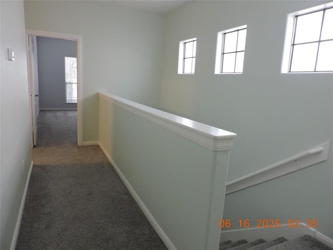 Building Photo - 2410 Calumet St