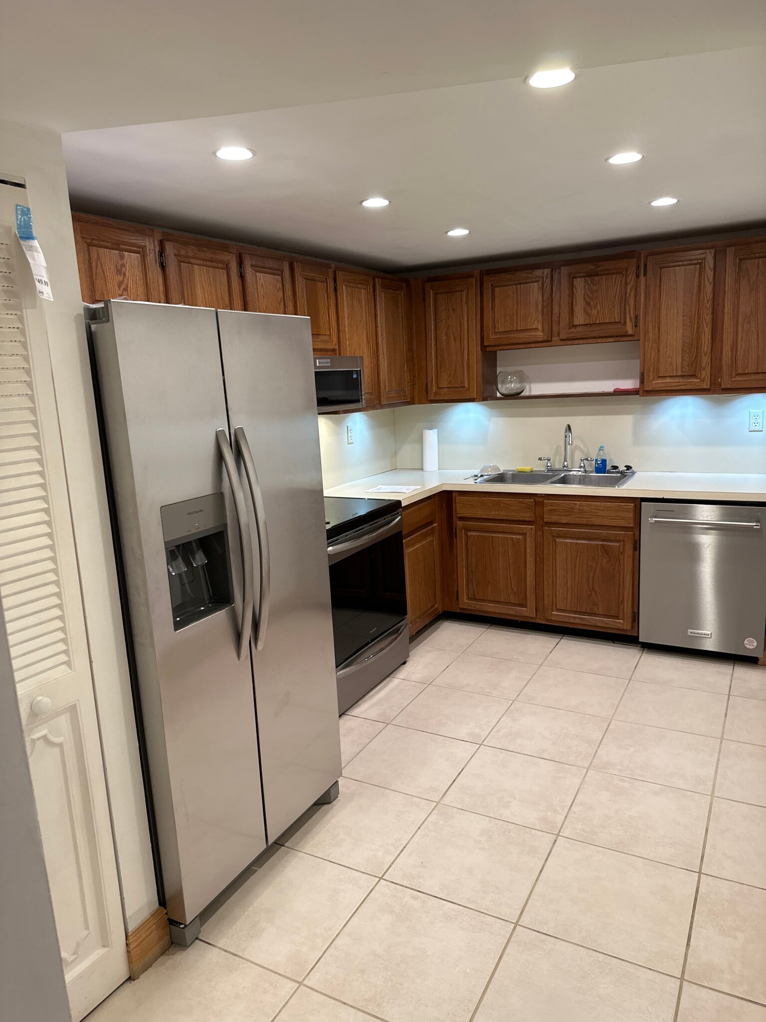 Newly Remodeled Kitchen - 1621 Collins Ave