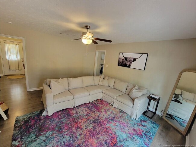 Building Photo - 215 Haverhill Dr