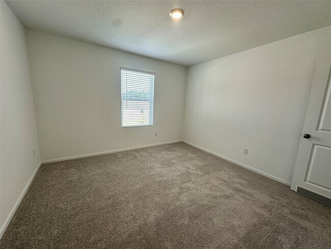 Building Photo - 13310 Rayhill Dr