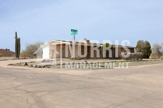 Building Photo - NO HOA, Brick Home and Located in Arizona ...