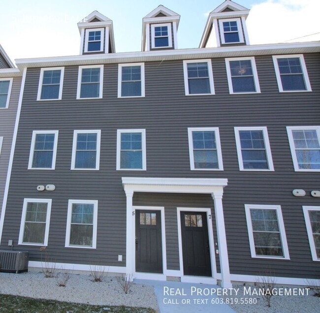 Building Photo - 5 Juniper Ln