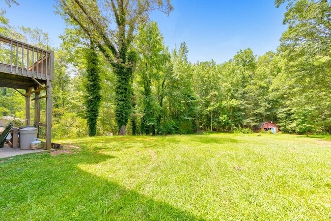 Building Photo - 1086 South Gordon Rd SW