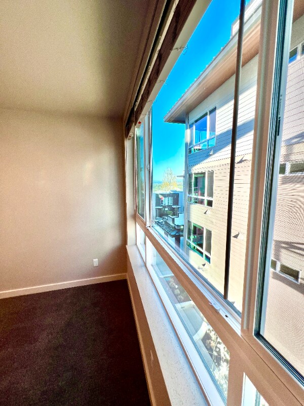 Building Photo - 2330 Yakima Ct
