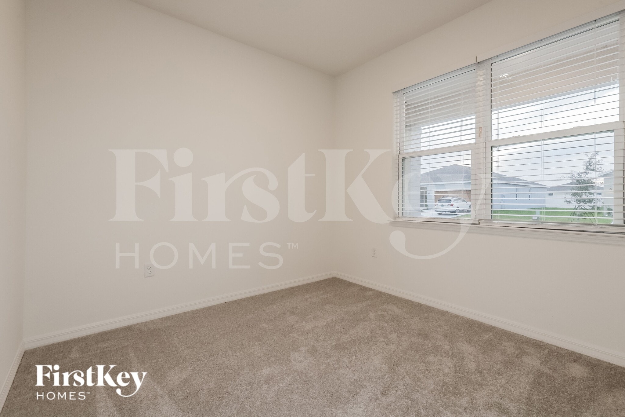 Building Photo - 515 Crown Rose Dr