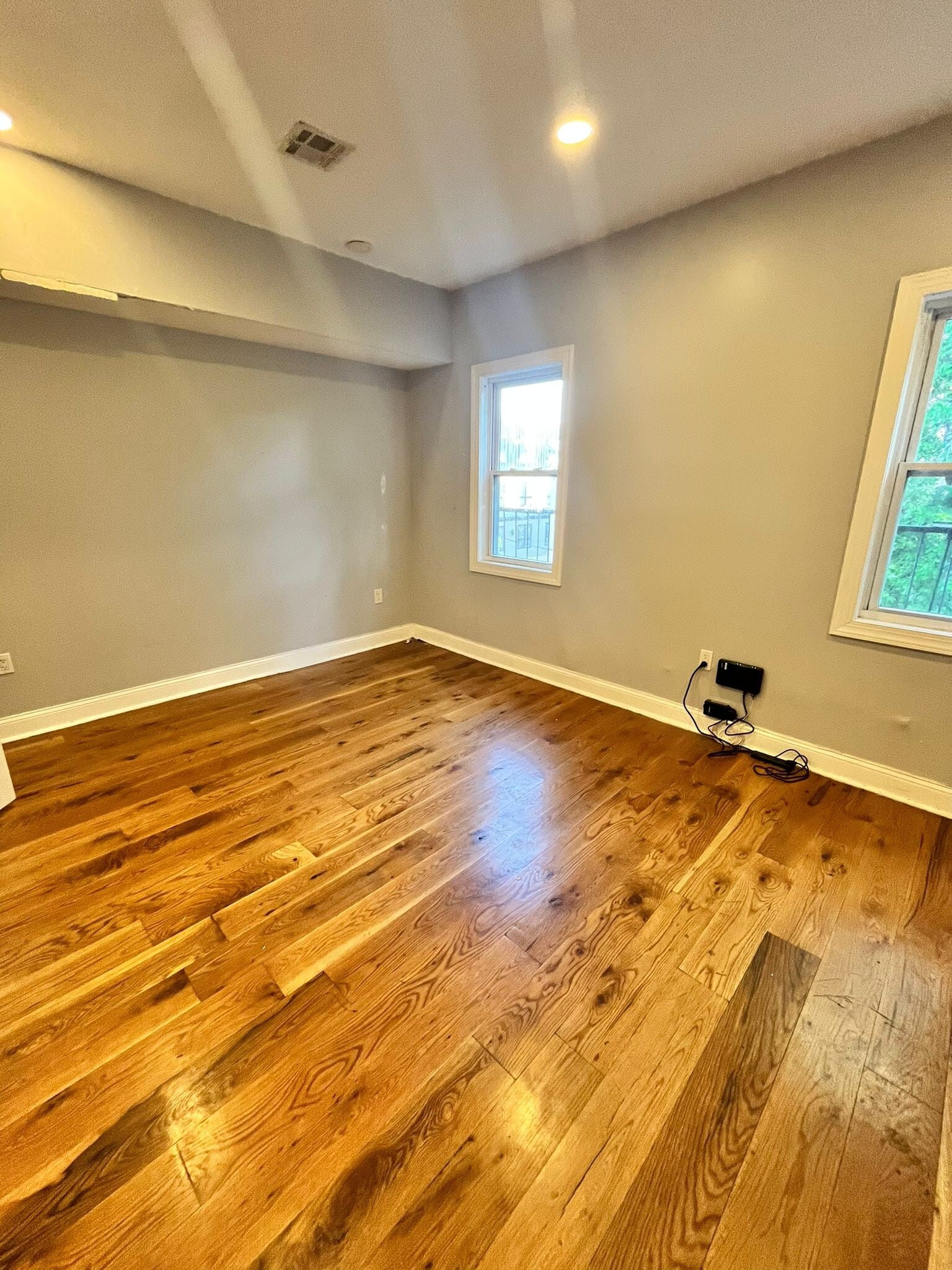 Unit 2 - 51 Jewett Ave