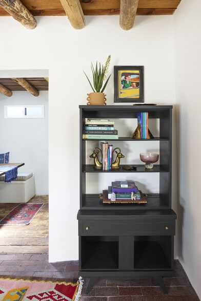 Building Photo - 2861 Agua Fria St