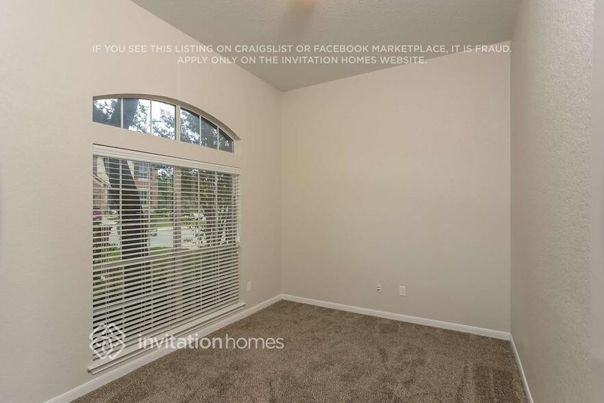 Building Photo - 4807 Barboli St
