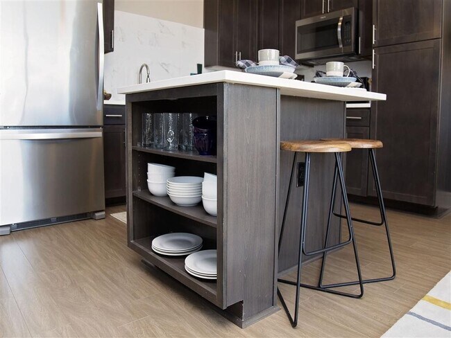 Building Photo - 806 Jackson Hill St