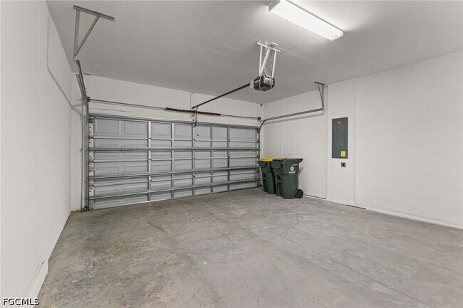 Building Photo - 43153 Wild Indigo Rd
