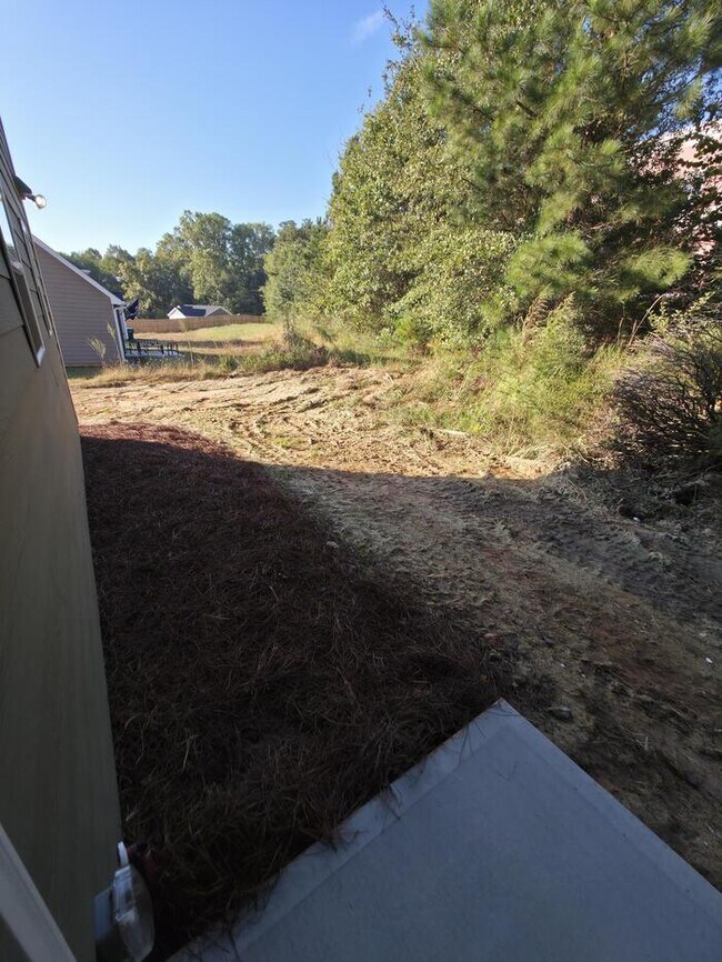 Building Photo - 29 Charlotte Pl