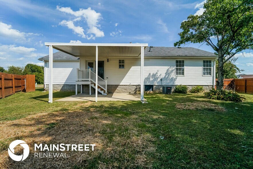 Building Photo - 10116 Greenfield Woods Cir