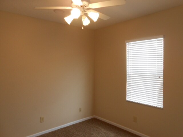 Building Photo - 8947 Creek View St