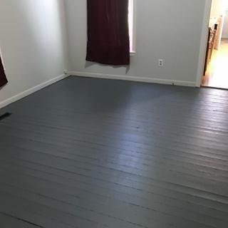 Building Photo - 210 E Main St