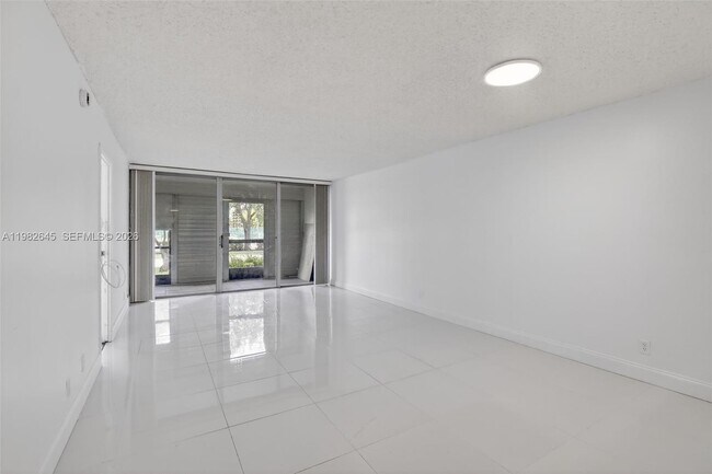 Building Photo - 3751 Environ Blvd