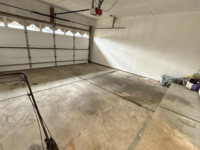 Building Photo - 12757 De Cook Dr