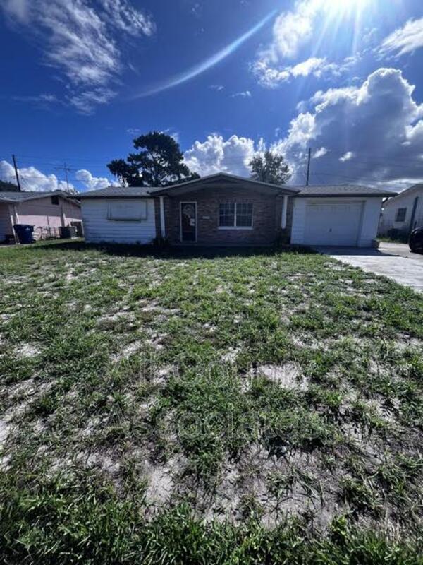 Building Photo - 3404 Devonshire Dr