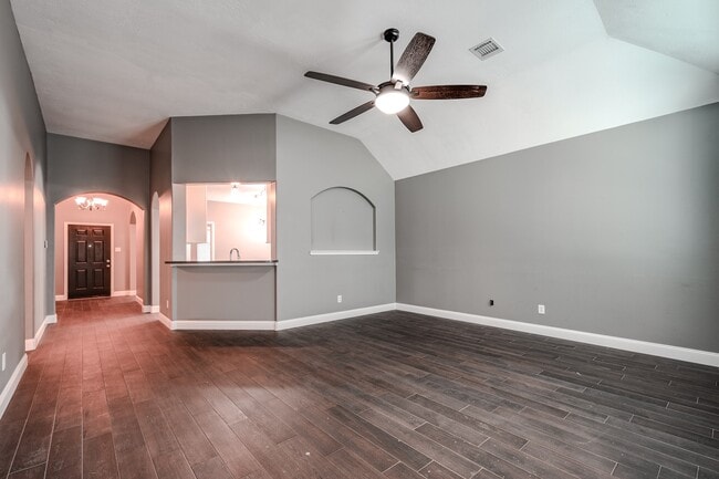 Building Photo - 8515 Holly Spring Ln