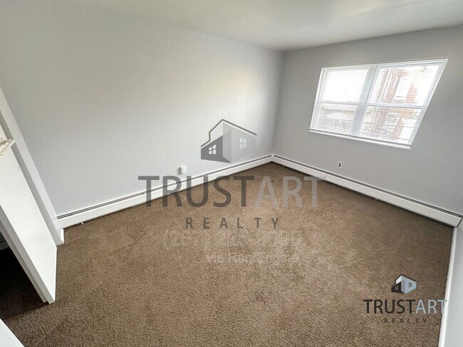 Building Photo - 6022 Hegerman St