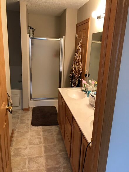 Building Photo - 312 Brickyard Dr