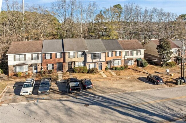 Building Photo - 1096 Chinook St