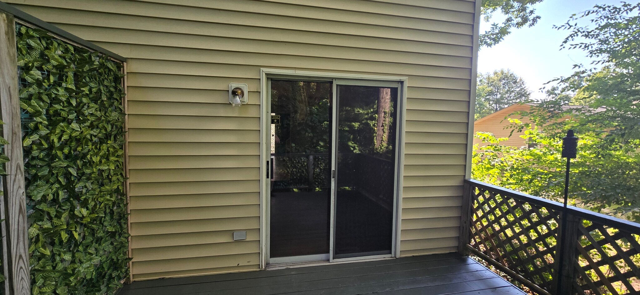 Building Photo - 2025A Stoneycreek Dr