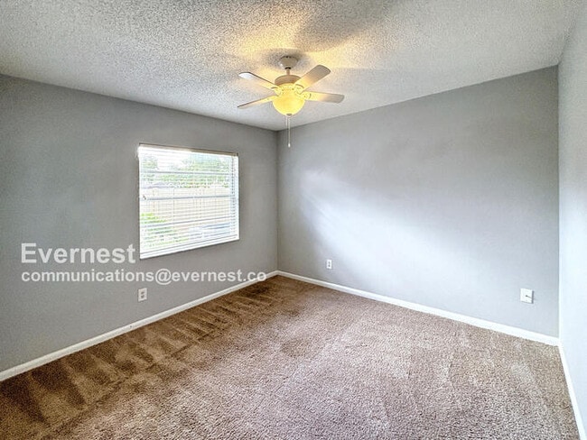 Building Photo - 9705 Cypress Shadow Ave