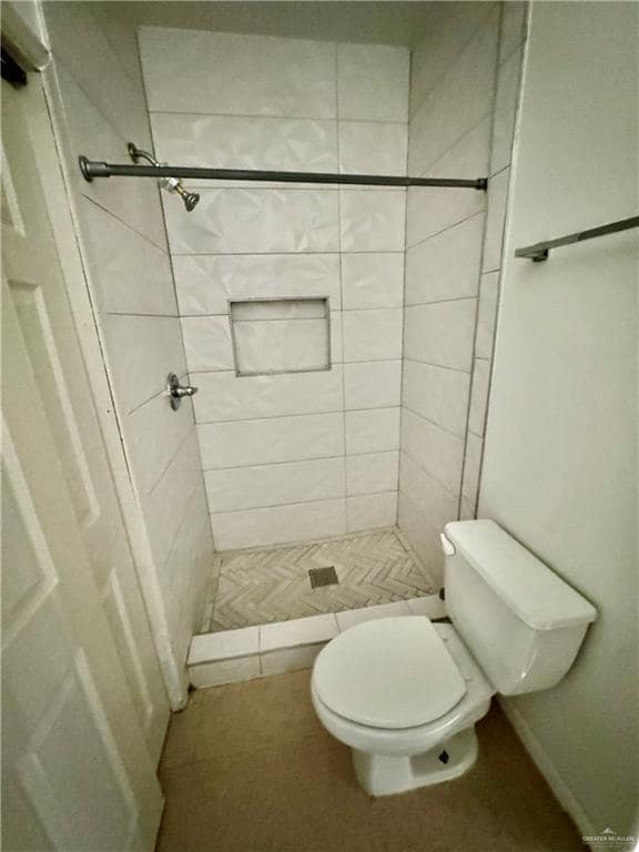 Building Photo - 17 Travis St