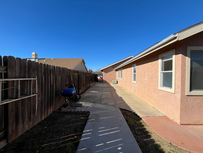 Building Photo - 2306 Apion Ct