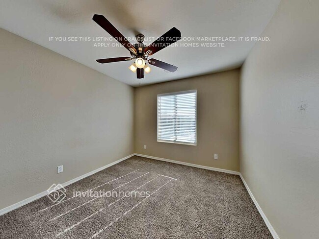 Building Photo - 17412 W Langer Ln