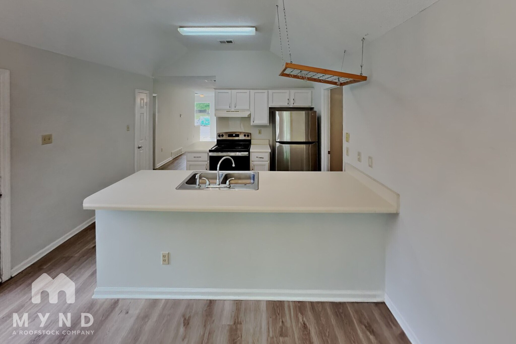 Building Photo - 275 Oakland Hills Dr